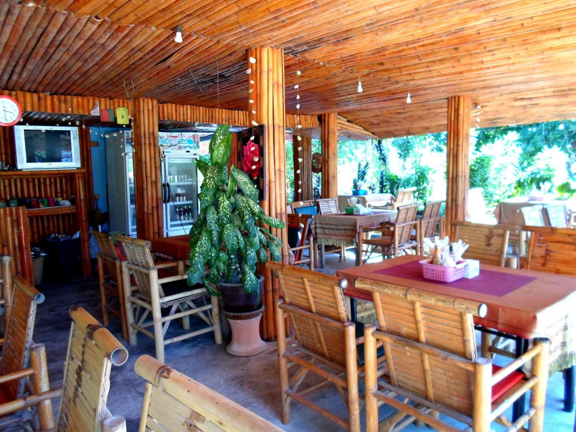 Baan Kuasakul Resort Mae Nam Esterno foto